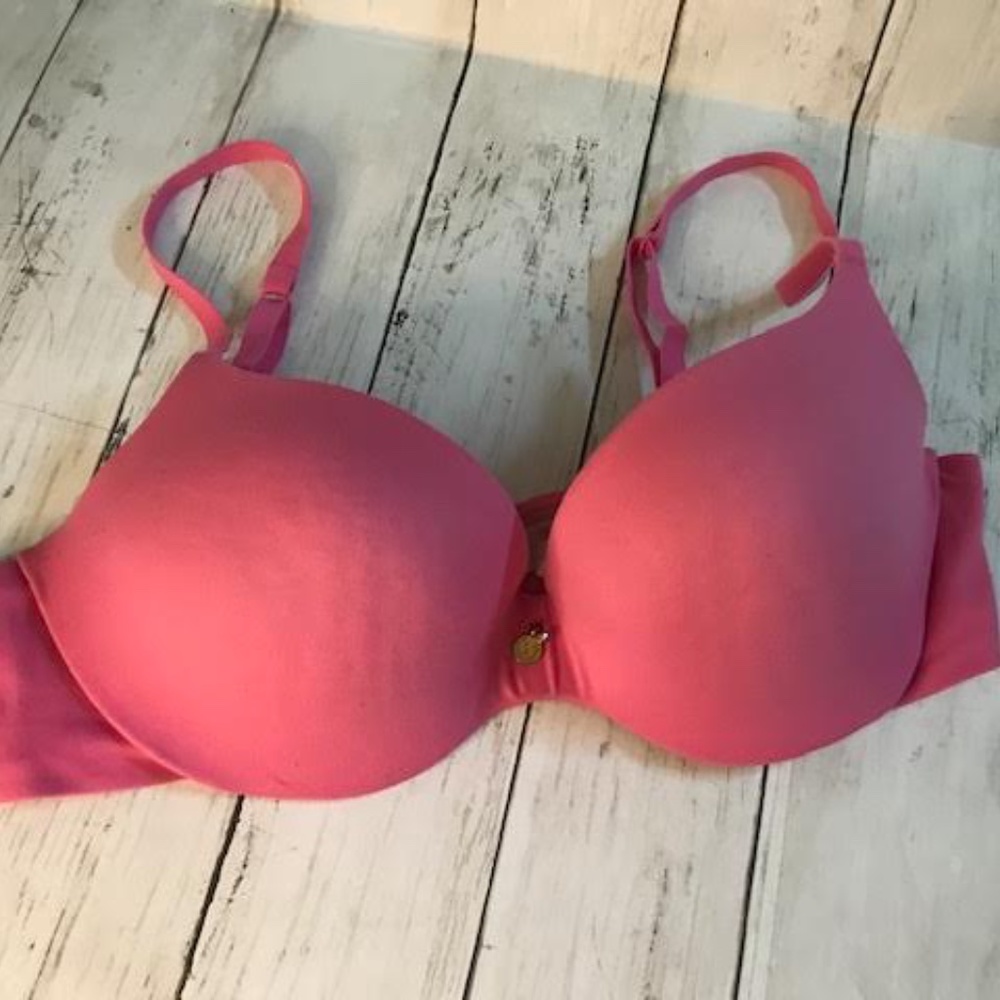 WONDERBRA HOT PINK SZ. 38C